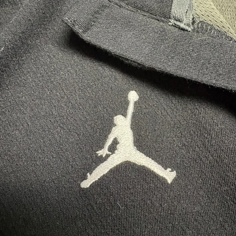 Jordan Quarter-Zip Pullover Medium Black Embroidered Jumpman Mock Neck Sporty